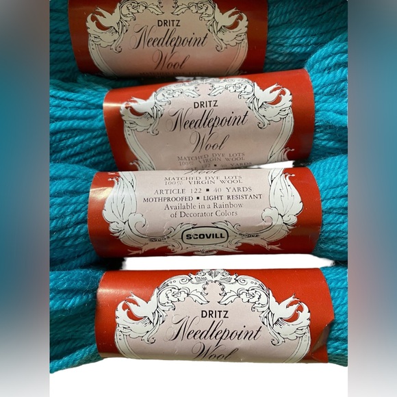 Turquoise VTG NOS Scovill Dritz Luxury 100% Virgin Wool Needlepoint 40 yds - Picture 5 of 5
